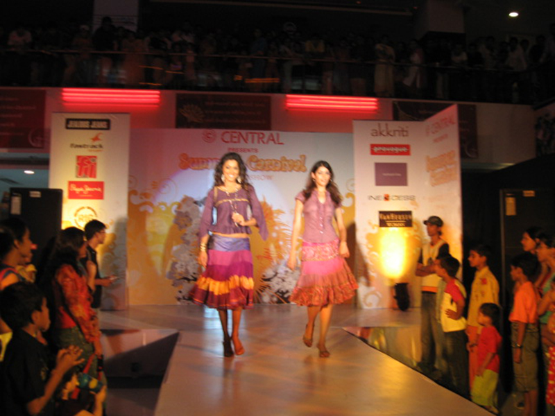 Fashion Show Exhibitions Planner